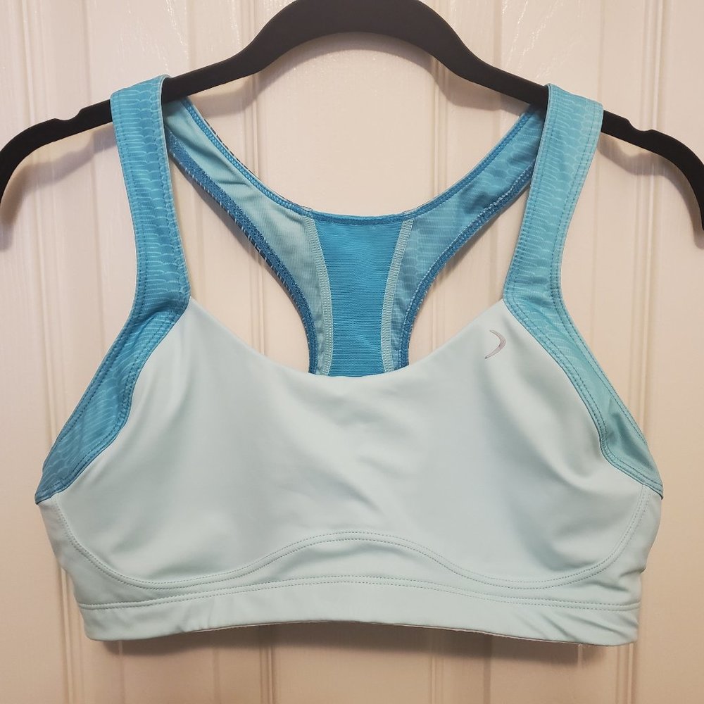 Moving comfort sportsbra 38c